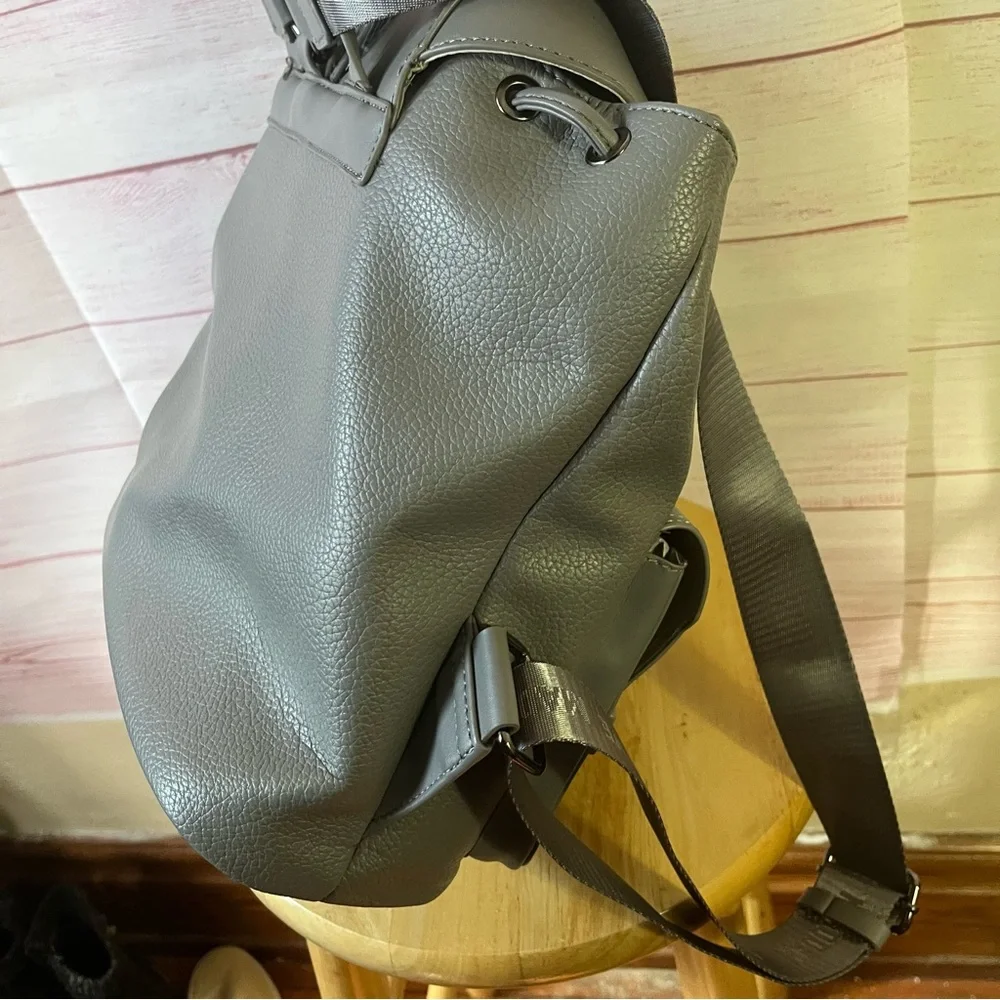 Steve Madden NWT Circular Grey‎ BDarryl Backpack